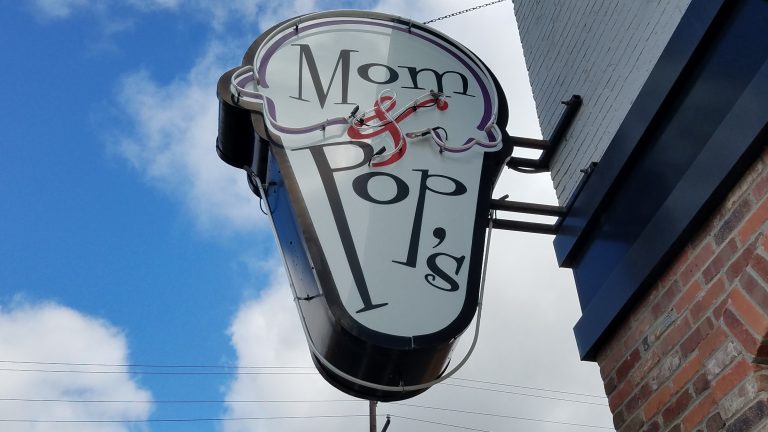 Mom & Pops